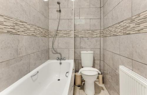 South Acton Apartment | The Acton Luxury Flat