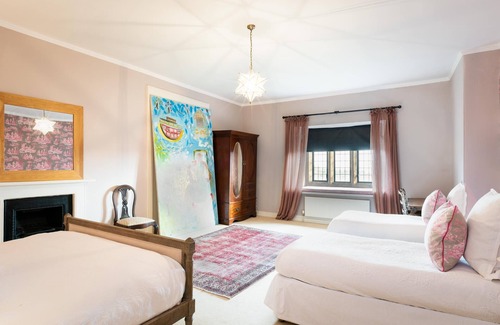 Lyme Regis Villa | The Admiral - Slps 14, pool, hot tub,Sauna, gym, cinema