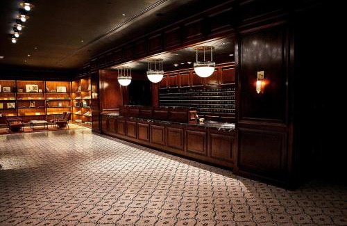 Downtown Dallas Hotel | The Adolphus, Autograph Collection