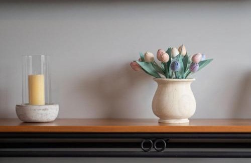 Brixton Apartment | The Aisle Seat - pet-friendly 1BR modern apartment