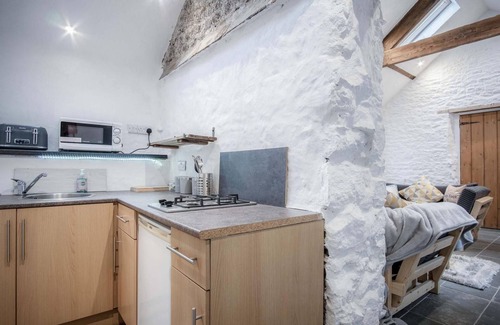 Castlemartin Cottage | The Anchor Light - 1 Bed - Freshwest Beach Retreat