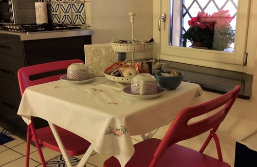 Historical Downtown Salerno Apartment | The ancient alley, just a step away from everything