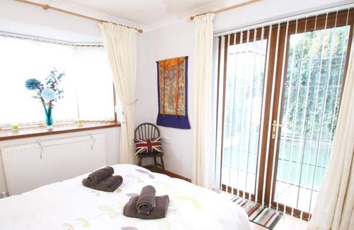 Bishopston Apartment | The Annexe At 53 in the beautiful Swansea