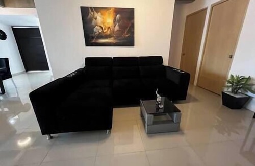 El Poblado Villa | The Aragon El Poblado Lofts Triplex w/Penthouse