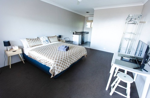 Kurrajong Heights Hotel | The Archibald Hotel Kurrajong Heights