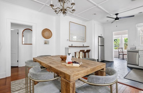 North Charleston House | The Arrow | Perfect Location to Park Circle