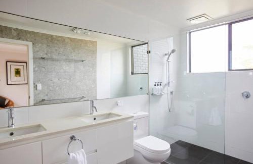 Coles Bay House | The Arthouse Freycinet