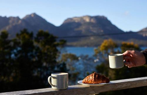 Coles Bay House | The Arthouse Freycinet