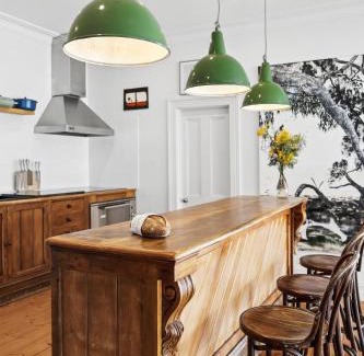 Lorne House | The Artists Beach House