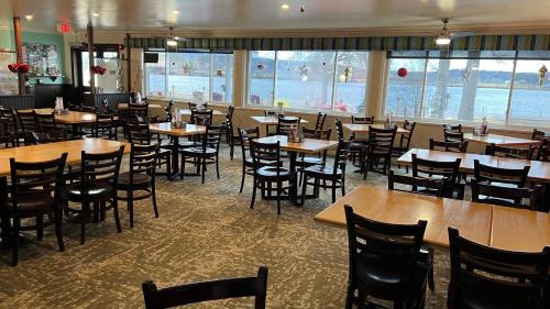 Madawaska Valley Hotel | The Ash Grove Inn