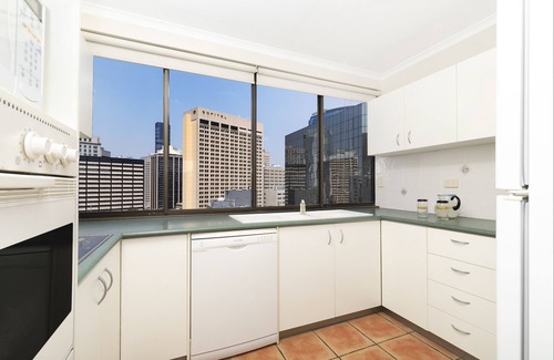 Spring Hill Apartment | The Astor Apartments