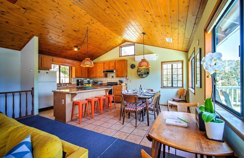 Crestline Cabin | ‘The Atomic Squirrel Lodge’ Lake Gregory Getaway!