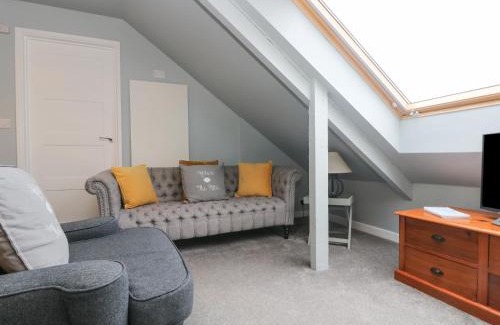 Ruan Minor Apartment | The Attic