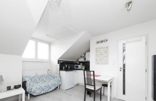 Nivy Apartment | The attic studio