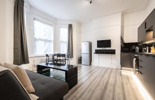 Portswood Apartment | The Avenue Gem Stylish 2 Bed Stay in the Heart of Southampton