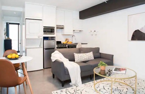 Poncey-Highland Apartment | THE AZURE walkable in Ponce City!n