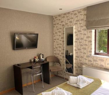 Westerham Hotel | The Bakery B&B