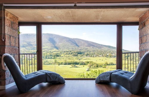 Hermandad de Campoo de Suso House | The Balcony of La Lomba