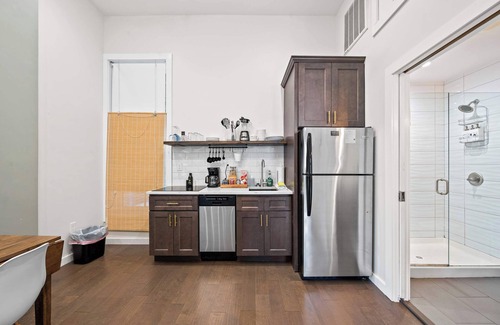 Licking Riverside Apartment | The Baldwin Flats by Neat Suites