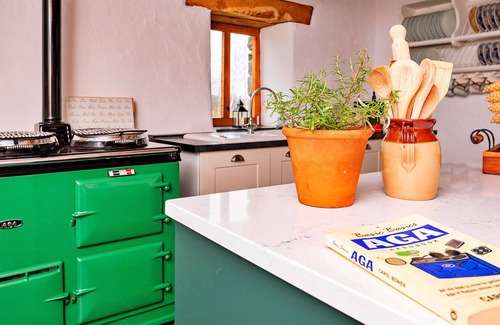 Rhyd-y-clafdy Ski Chalet | The Barn at Tyddyn-y- Felin