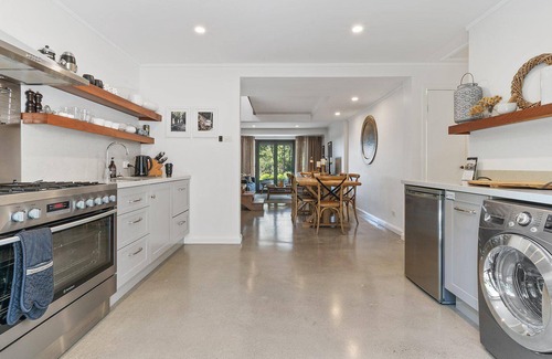 Bundewallah House | The Barn Du Bonheur - A Tranquil Escape minutes from Berry centre