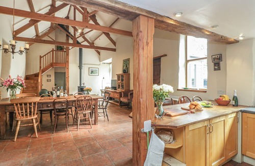 Buckerell Cottage | The Barn
