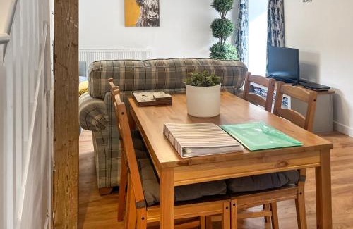 Cwmtirmynach House | The Barn