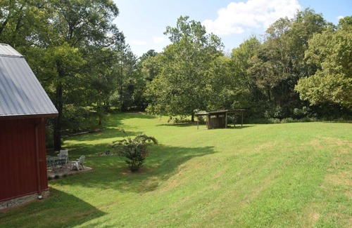 Hendersonville House | The Barn in Hendersonville