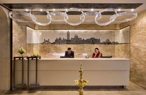 Alkapuri Hotel | The Baroda Residency