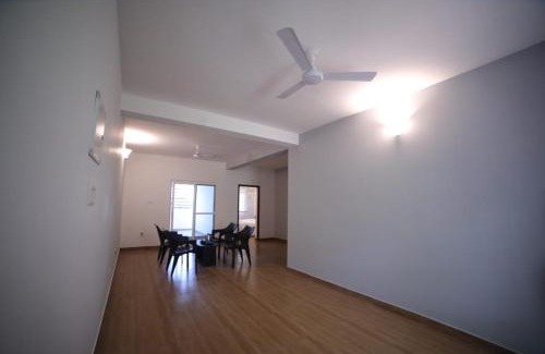 Kottakuppam Hotel | The Base Residency