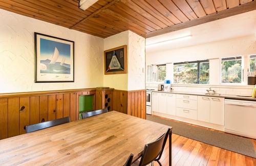 Paihia House | The Bay Bach, Paihia, Bay of Islands NZ