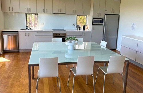 Yallingup House | The Beach Box, Yallingup