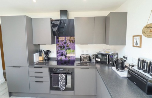 Mablethorpe and Sutton Cottage | THE BEACH HAVEN, pet friendly, country holiday cottage in Mablethorpe