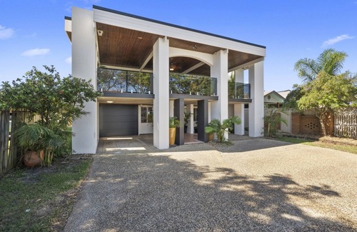 Bongaree House | The Beach House