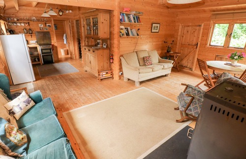 Llansteffan Cottage | THE BEACH SHACK, pet friendly, with open fire in Llansteffan