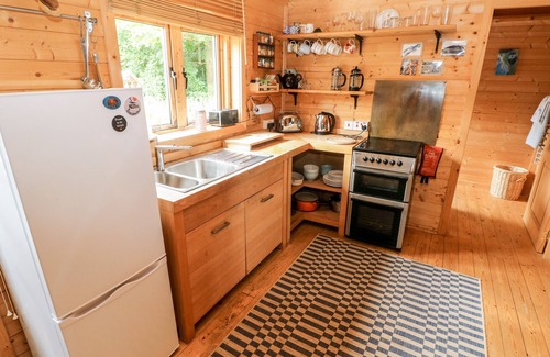 Llansteffan Cottage | THE BEACH SHACK, pet friendly, with open fire in Llansteffan