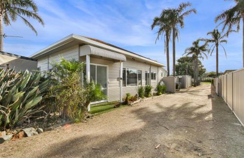 Lakes Entrance House | The Beaches on Lakes House