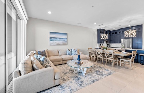 Crystal Beach House | The Beachfront Haven|Private Beach Access|Gulf Front Villa with Rooftop Pool