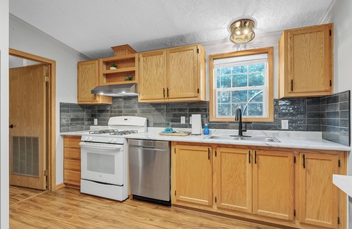 Spring Brook House | The Bears Den @ Spring Brook Resort