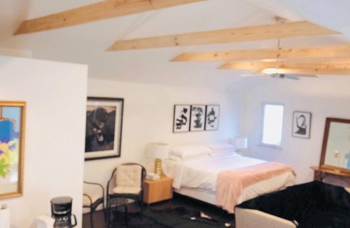 River District House | The Beautiful House 6/4.5 w/detached residence, Pets+ SUN & FUN, CLOSE TO BEACH