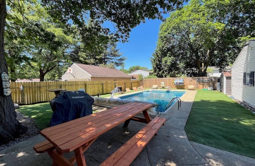 Wyoming House | The Beech House - Inground Pool Fun for Everyone!