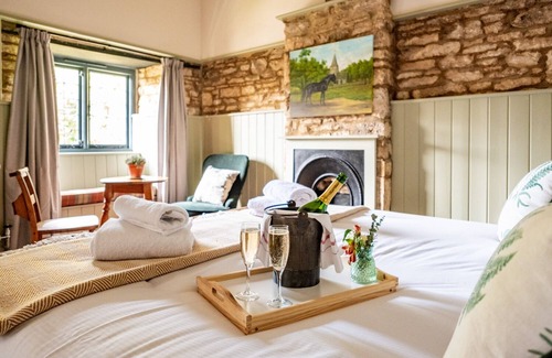 Sapperton Bed & Breakfast | The Bell at Sapperton