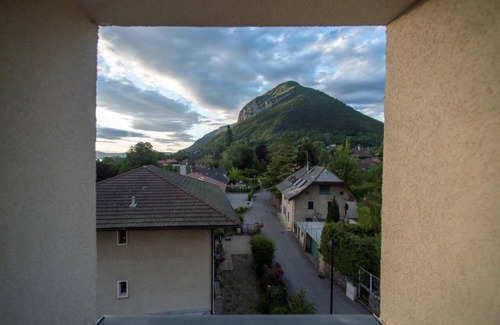 Menthon-Saint-Bernard Apartment | The belvedere of Menthon St Bernard