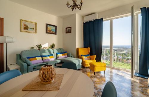 Carini Apartment | The Best View Sicily&Jacuzzi