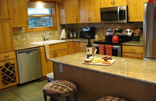 Crested Butte House | THE BEST VIEWS of Mt. CB! 5000 sq. ft. house with open floor plan, 5bd/4.5bath