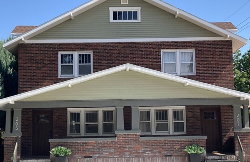 McCook House | “The Bev” Townhouse in McCook