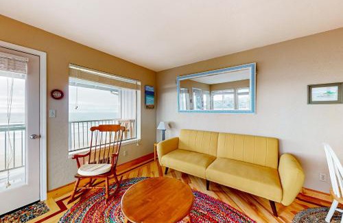 Newport Apartment | The Big View