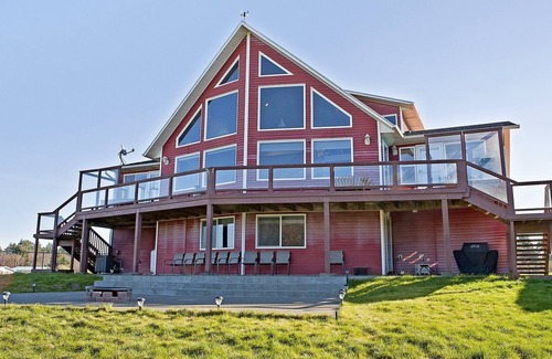 Ocean City Villa | The Biggest Vacation Rental in Ocean Shores Area