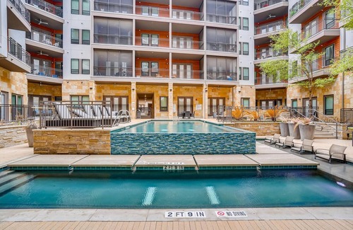 North Burnet Apartment | The Bindel: Domain, Amazing Location! Highly Walkable + Pet Friendly