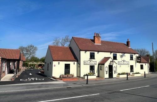 Blyton Hotel | The Black Horse Inn